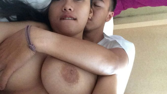 bindo37 Cerita Sex Kenyot Toket Montok Ibu Tiriku Yang Kenyal