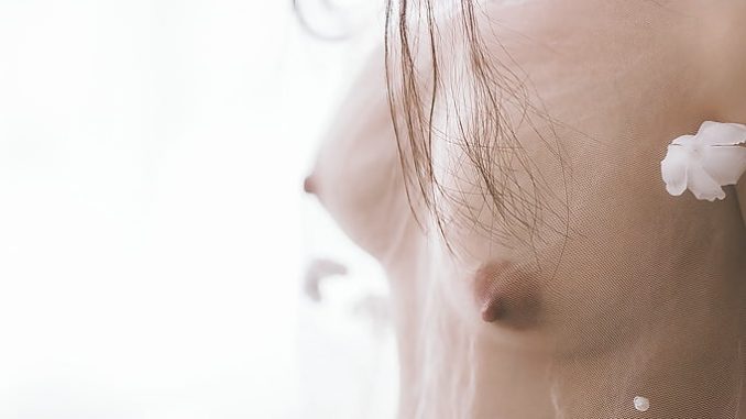 busex14 Cerita Sex Ngentot Paling Nikmat Dengan Bidan Cantik